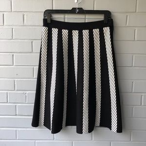 🌷CALVIN KLEIN Circle Skirt